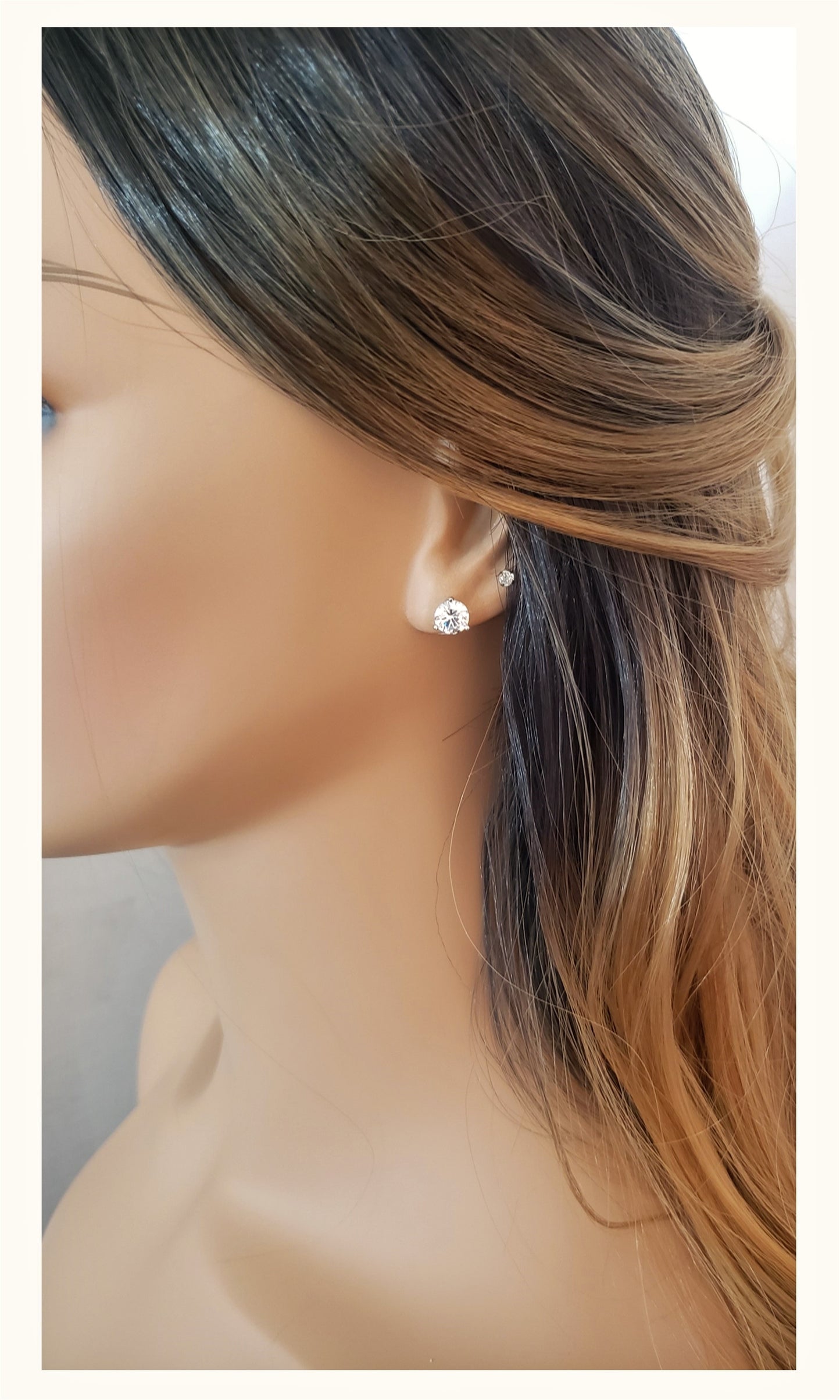 AISHA Large Cubic Zirconia Stud Earrings - 7mm 5