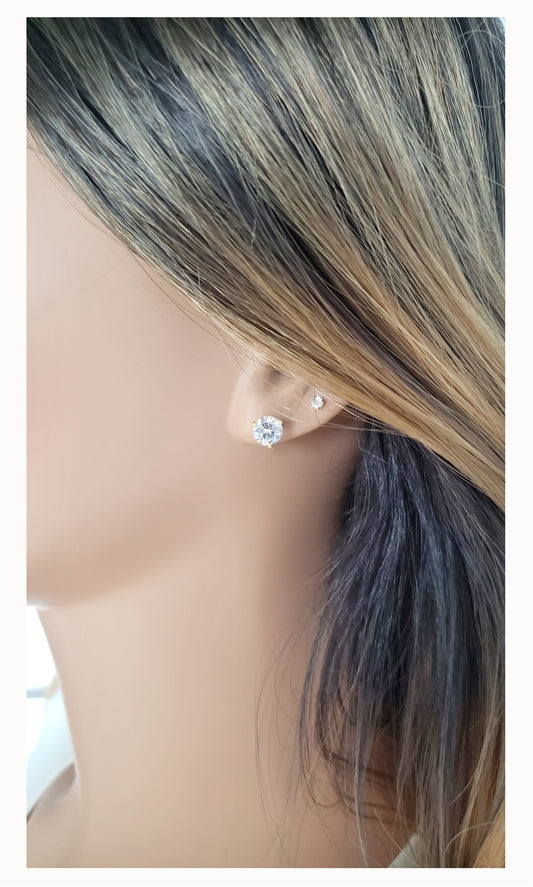 AISHA Large Cubic Zirconia Stud Earrings 18K - 7mm 8