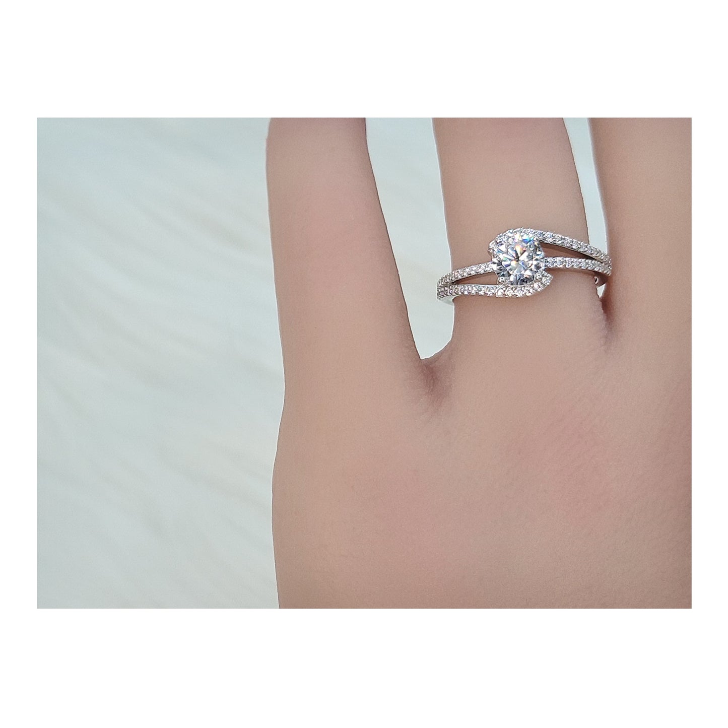BETHANY Round Cut Ring