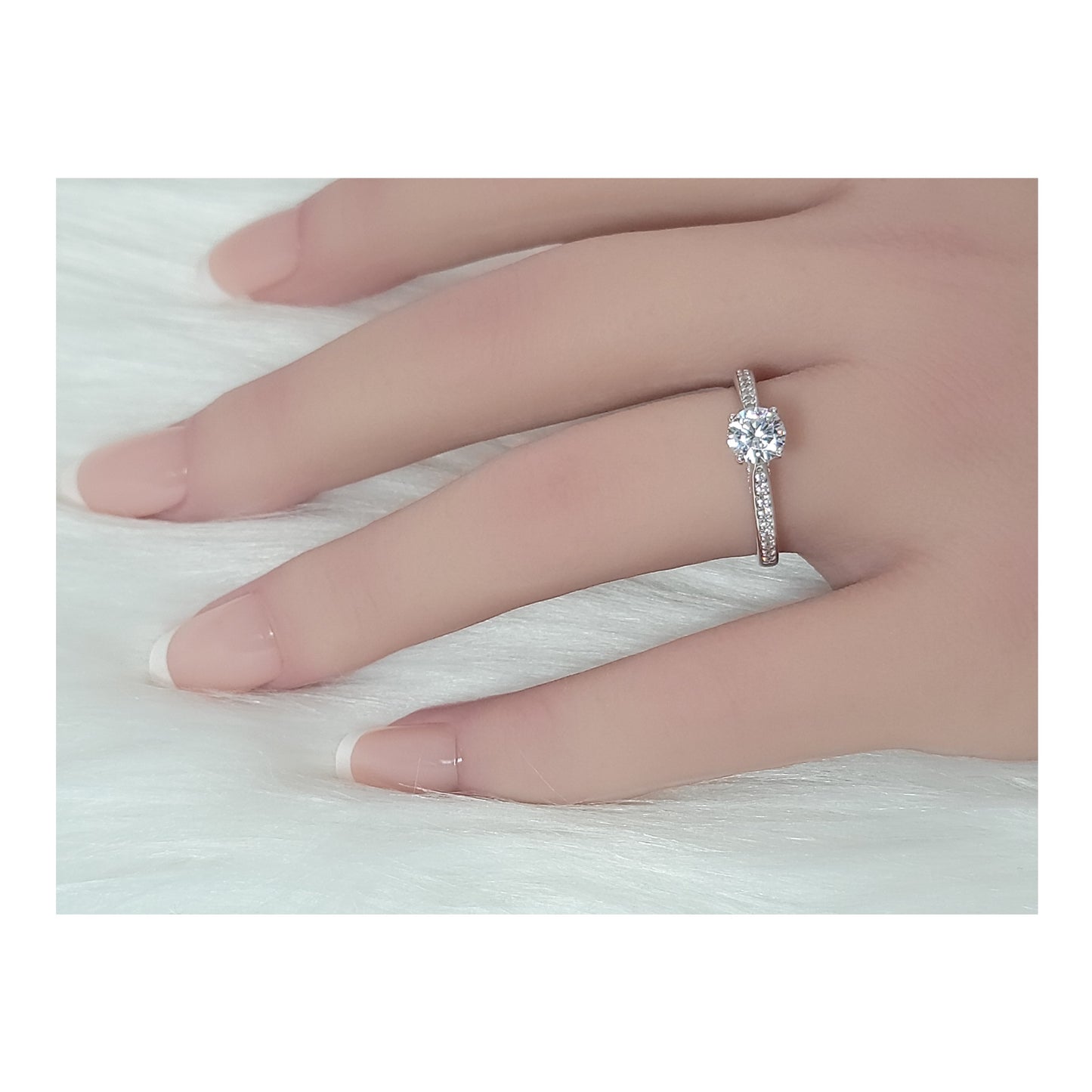 JOCELYNE Classic Solitaire Ring in Sterling Silver