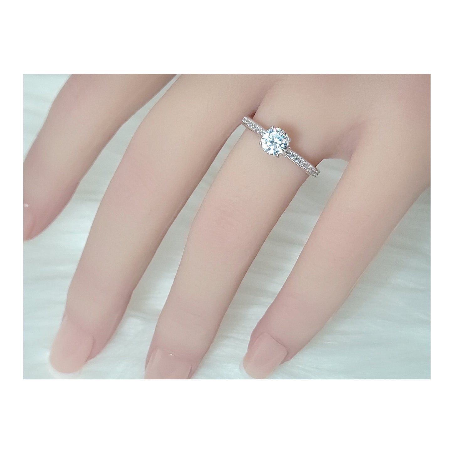 JOCELYNE Classic Solitaire Ring in Sterling Silver