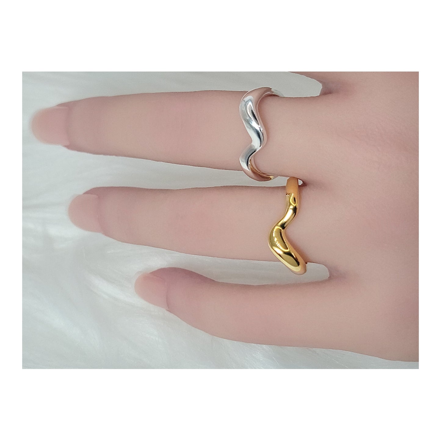 JULYET Two-Tone Interlocking Ring 18K Gold Plated
