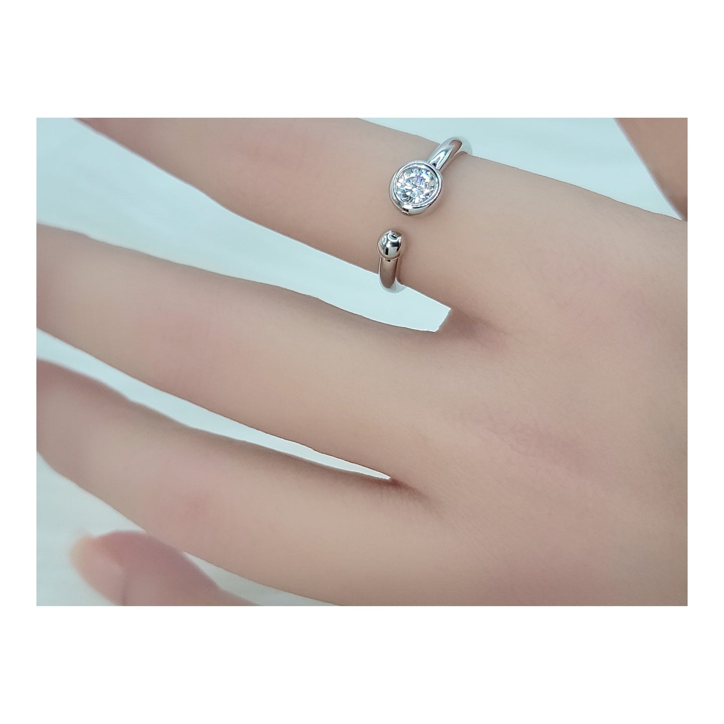 STEFANIE Round Cut Open Ring in Sterling Silver