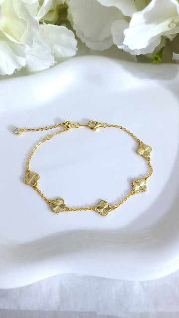 MEL Four-Leaf Clover Charm Bracelet in 18K GP
