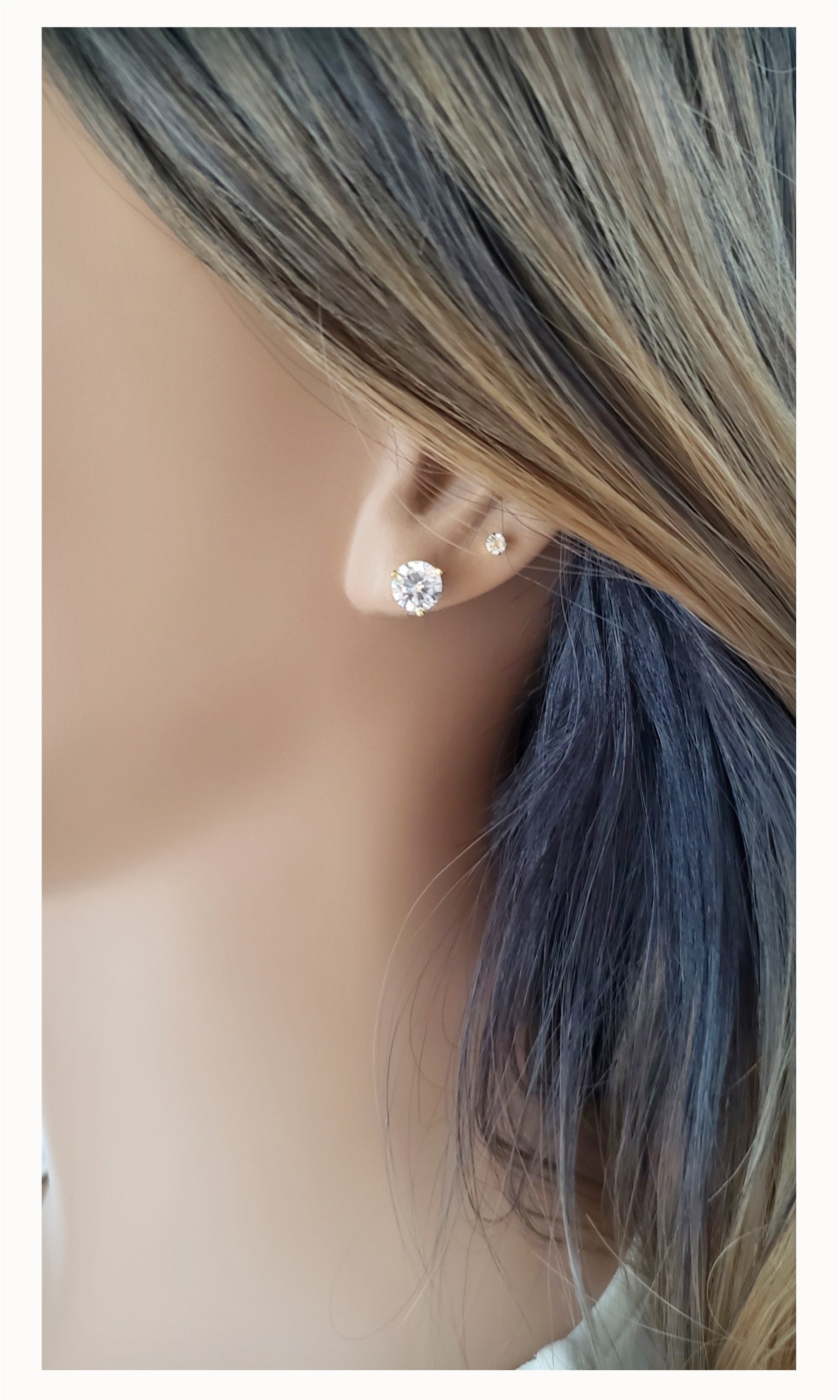 AISHA Large Cubic Zirconia Stud Earrings 18K - 7mm 5