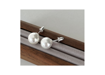 ALICE 8mm White Pearl Stud Earrings