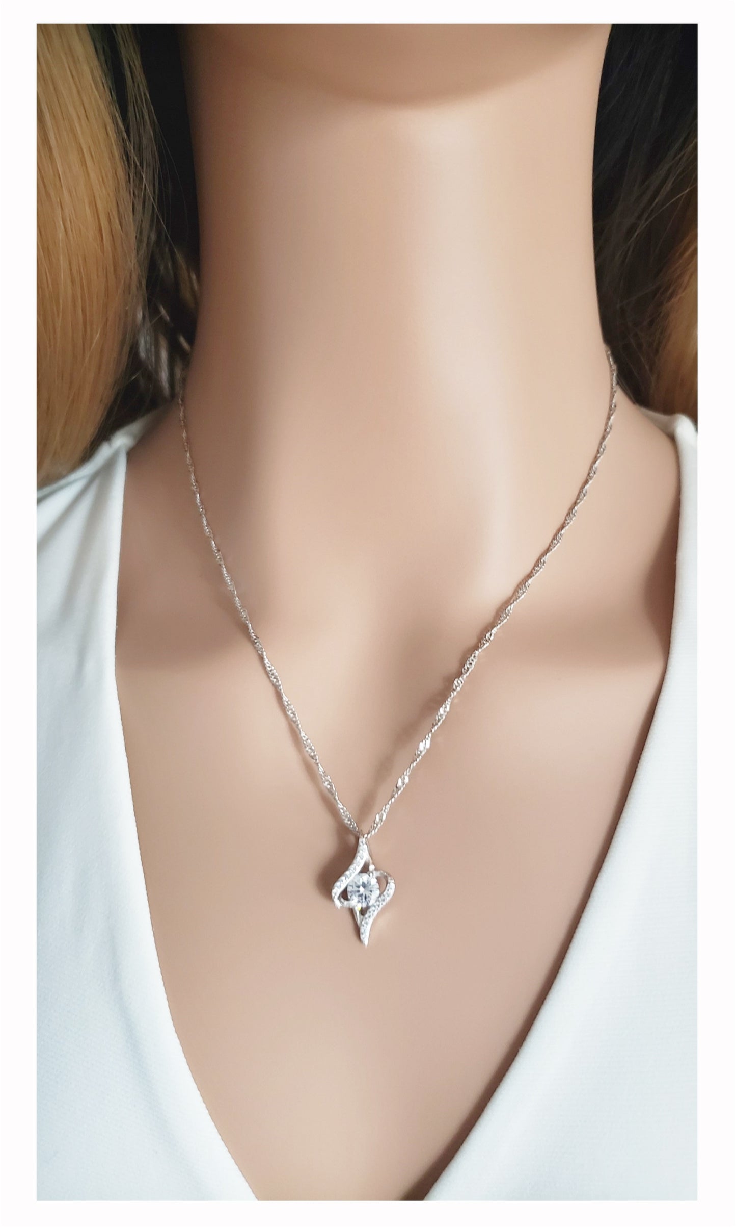 DANA Cubic Zirconia Necklace Solitaire Pendant