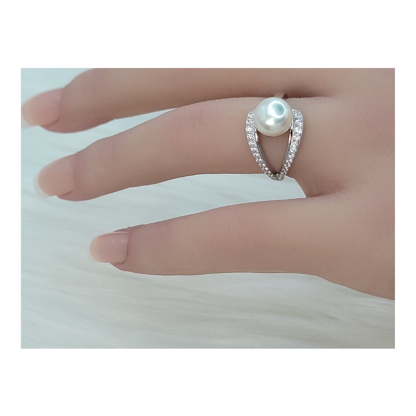 EDEN Pearl Ring in Sterling Silver