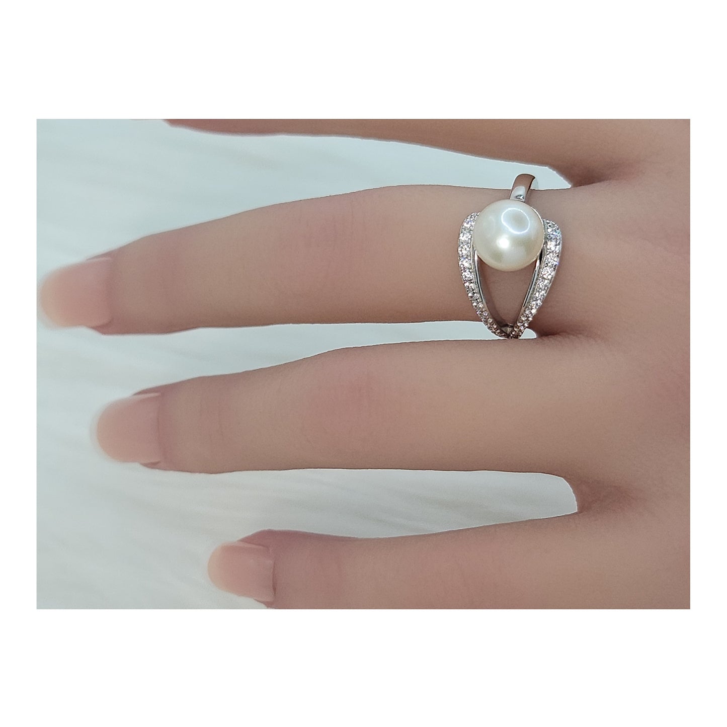 EDEN Pearl Ring in Sterling Silver