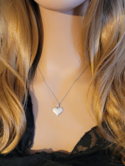 GLORIA Classic Heart Necklace Pendant