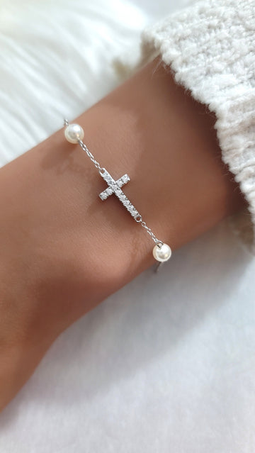 GABRIELLA Pavé CZ Diamond Cross & Pearl Bracelet