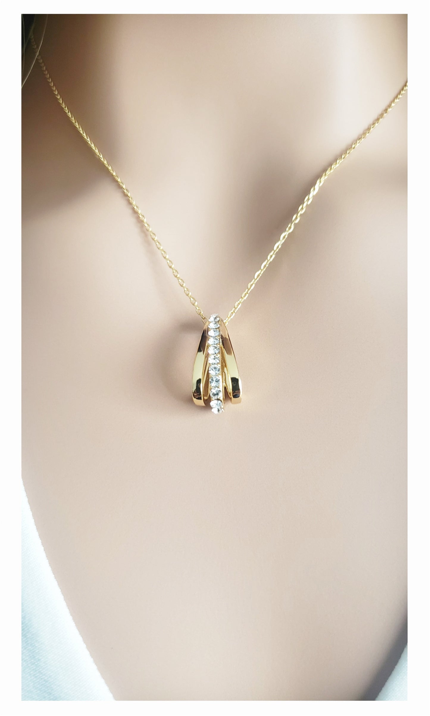 JOSÉE Austrian Crystal Pendant Necklace 18K Gold Plated