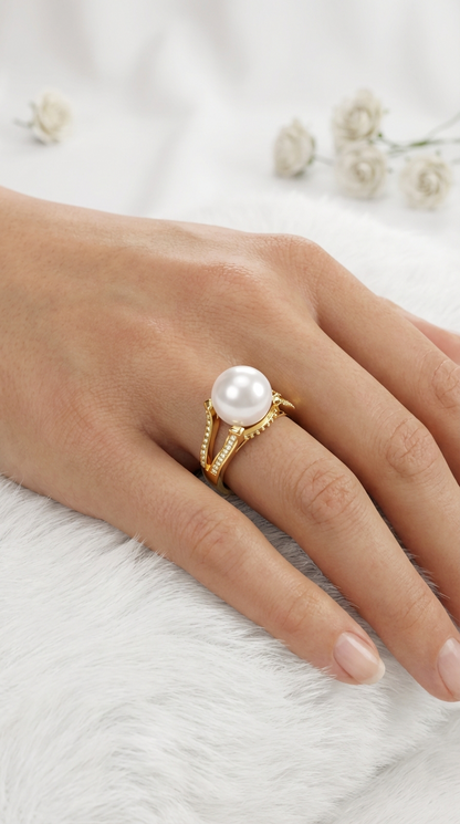 JUDITH Classic Pearl And White CZ Diamond Ring 18K Gold Over Sterling Silver