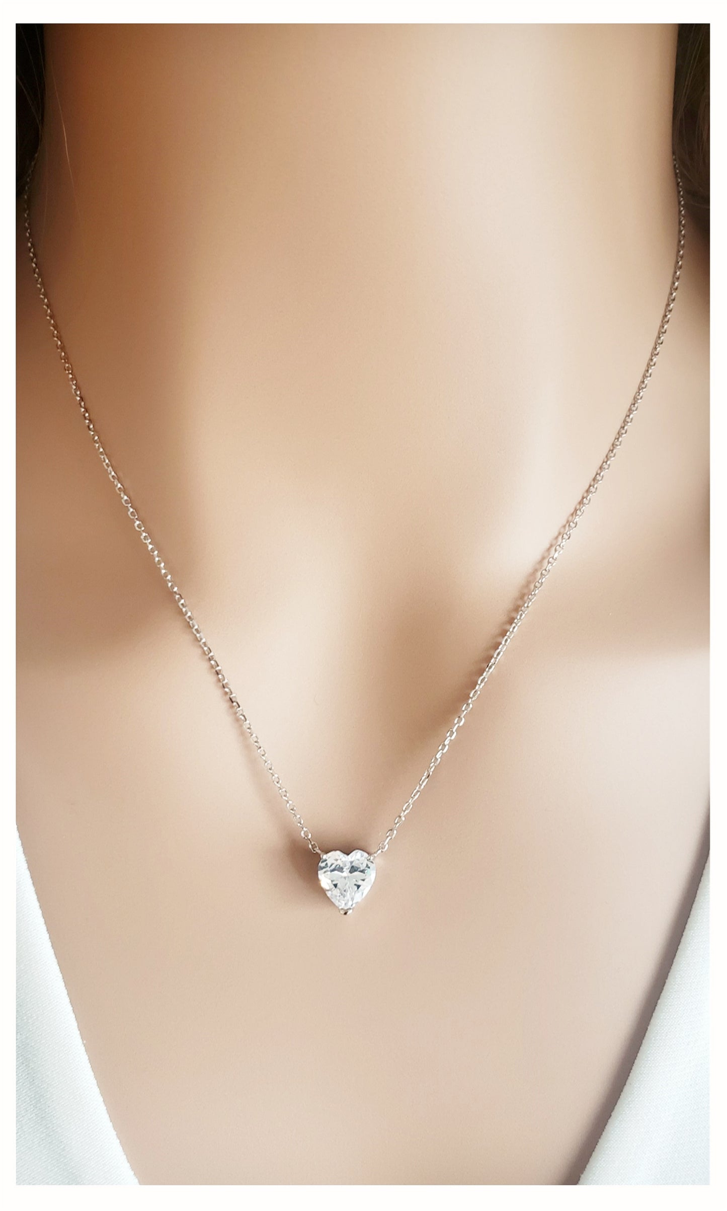 MARIE Heart Necklace Solitaire Pendant