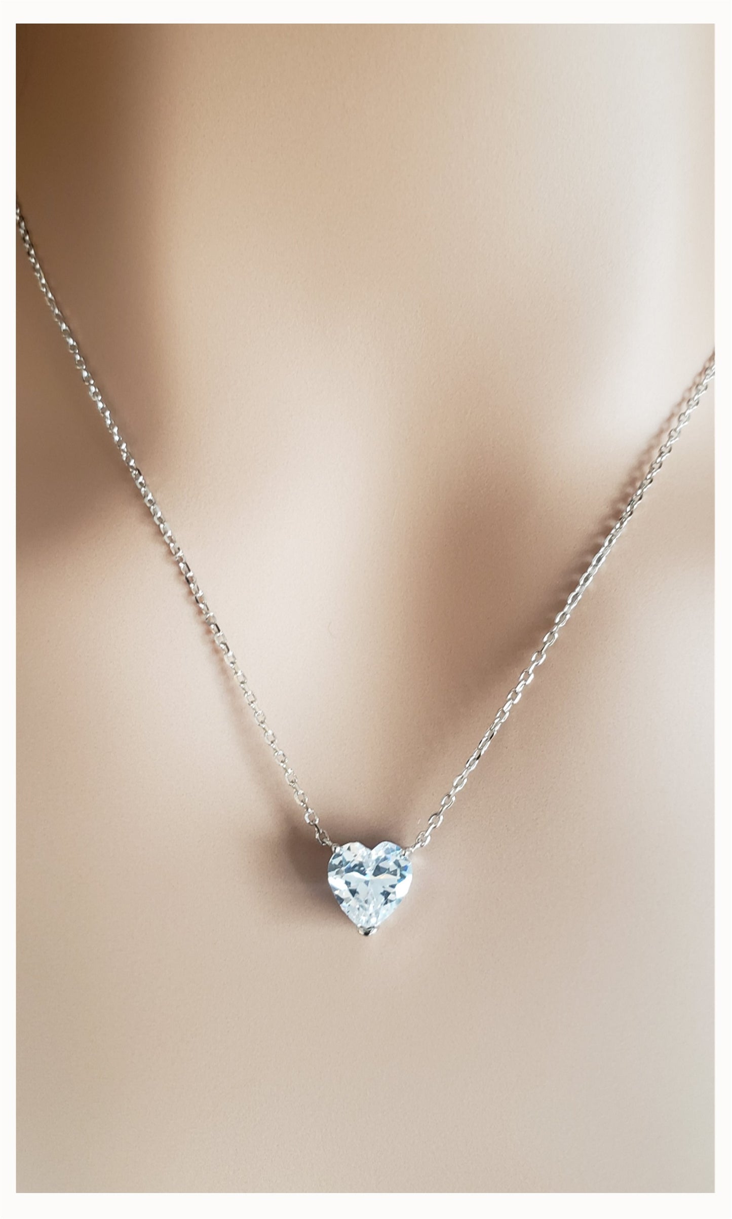 MARIE Heart Necklace Solitaire Pendant