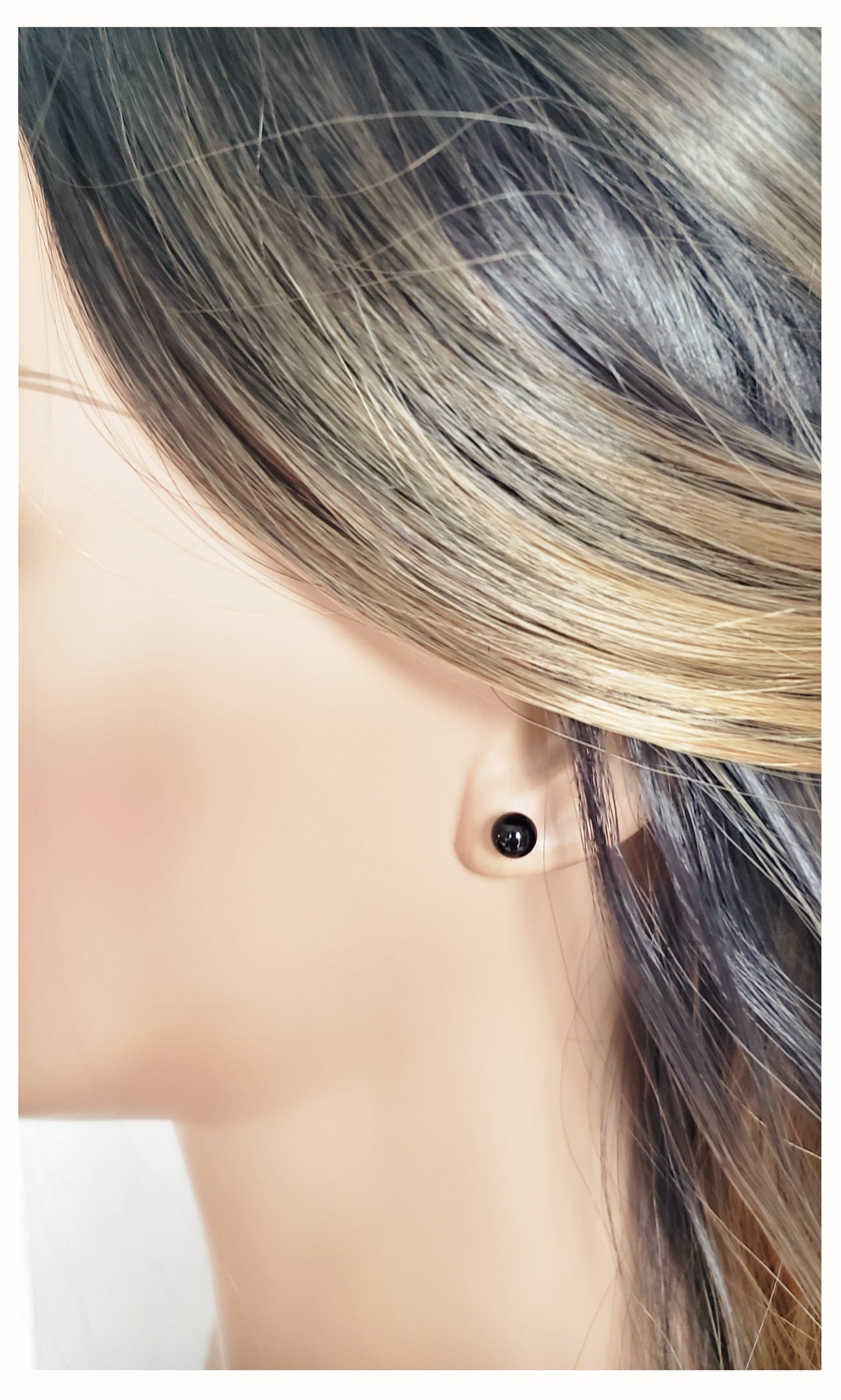 PAULA 6mm Black Onyx Stud Earrings 4