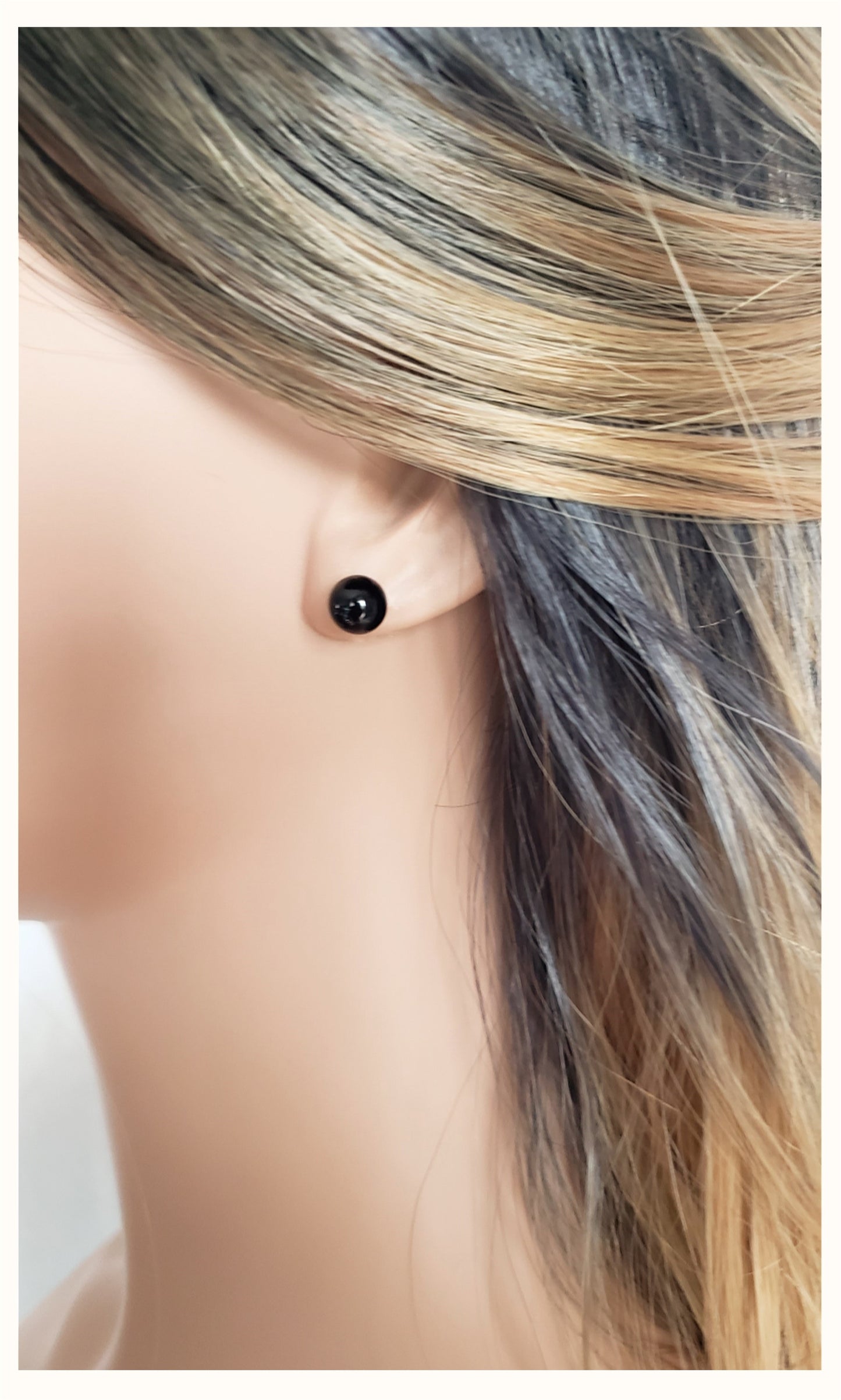 PAULA 8mm Black Onyx Stud Earrings