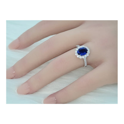 DIANA Oval Blue Halo Ring in Sterling Silver