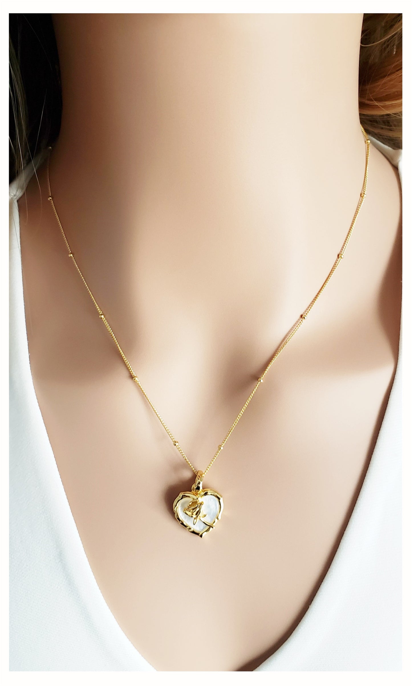 ROSE Mother-Of-Pearl Heart Necklace Pendant 18K Gold Plated