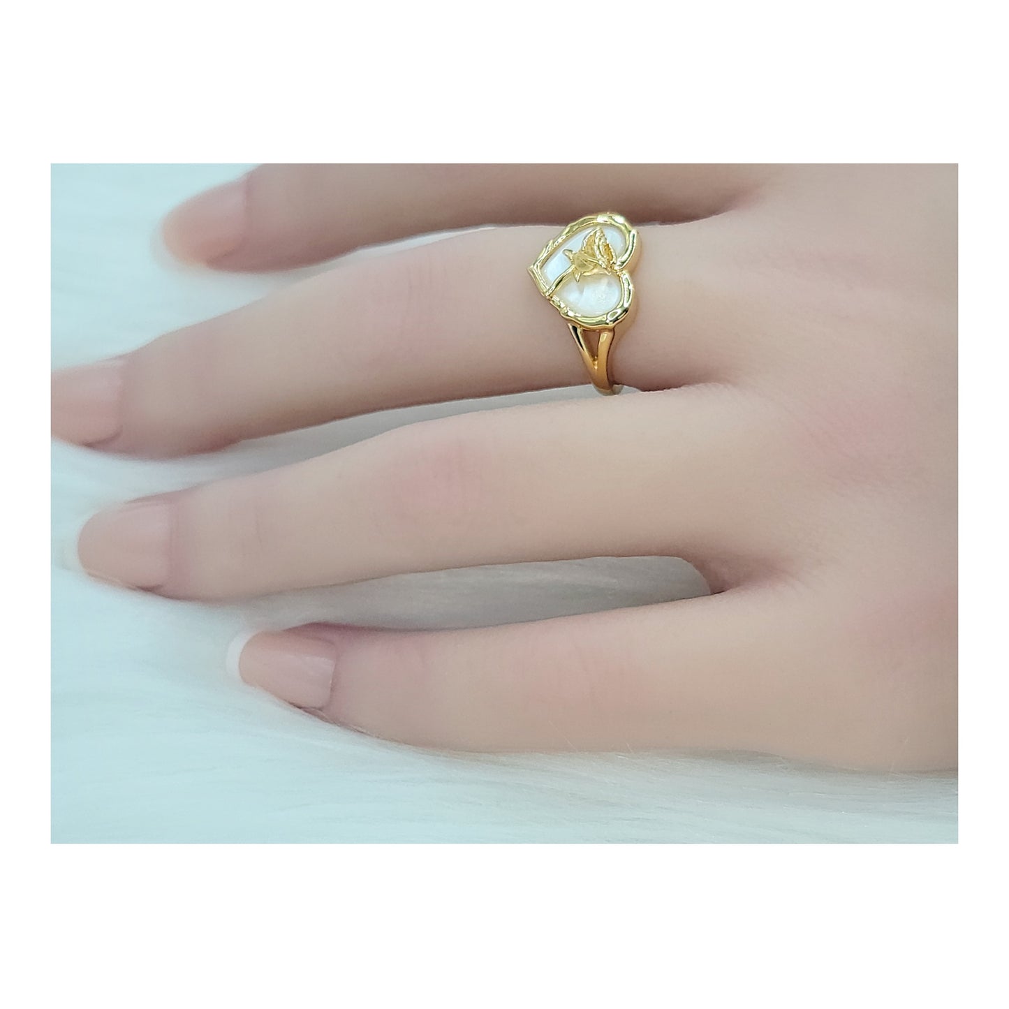 ROSE Mother-Of-Pearl Heart Ring 18K Gold Plated