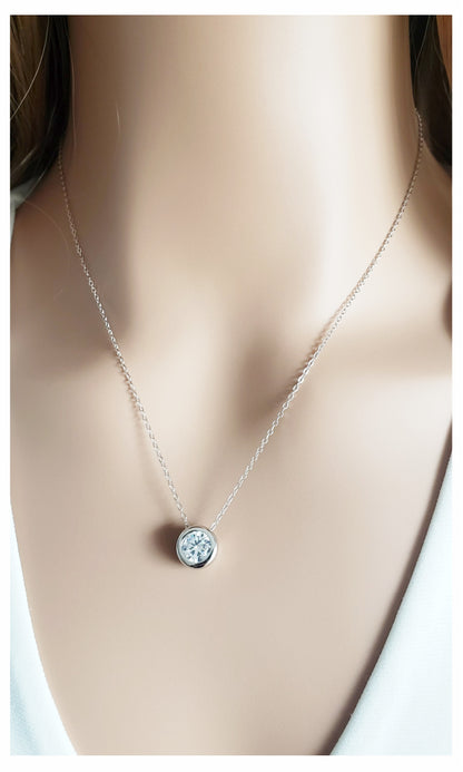 STEFANIE Round Cut Necklace Solitaire Pendant