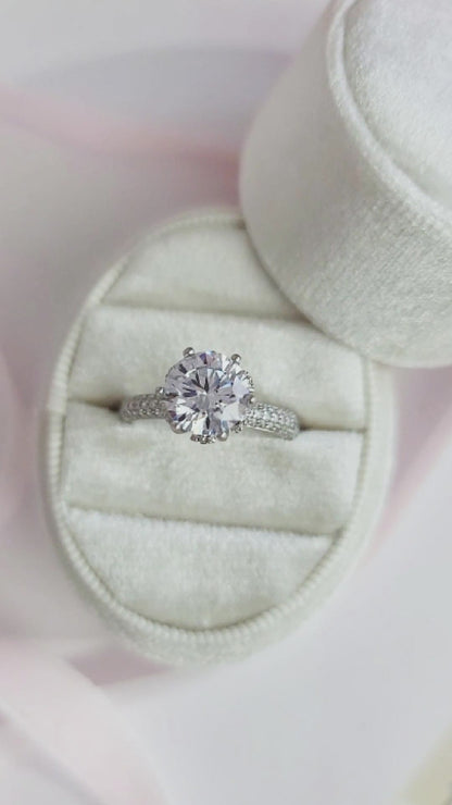 KELLYANNE Round CZ Diamond Solitaire Ring – Bridal, Engagement, Valentine's Day & Anniversary Gift for Her – Rhodium Over Sterling Silver, Timeless Sparkling Everyday Elegance