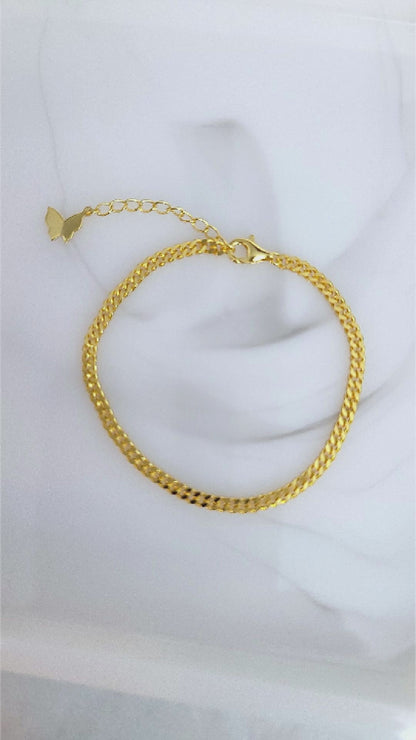 NADIA Dainty Curb Chain Bracelet 18K Gold Over Sterling Silver