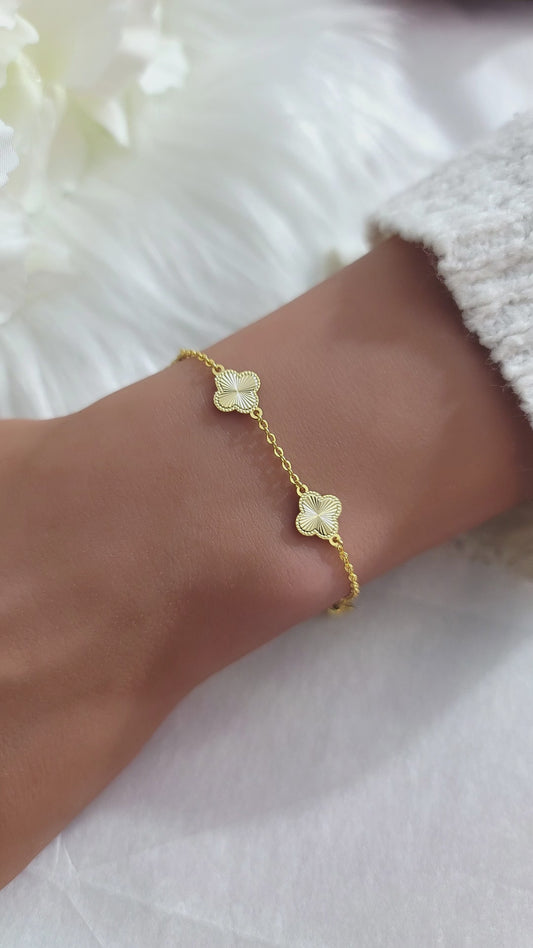 MEL Four-Leaf Clover Bracelet 18K Gold Over Sterling Silver