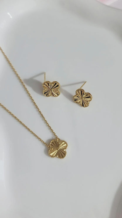 AUDREY Four-Leaf Clover Pendant Necklace 18K Gold Over Sterling Silver